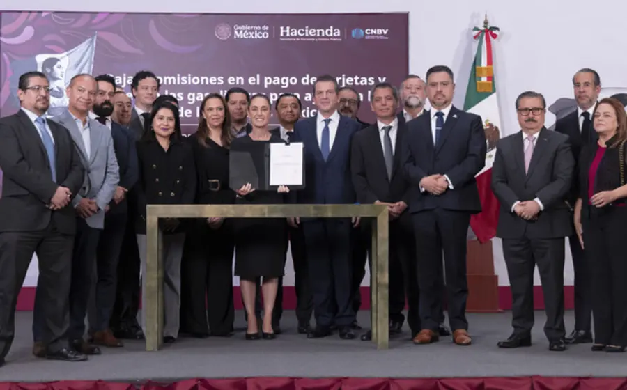 El acuerdo aplica para pagos con vales y tarjetas.