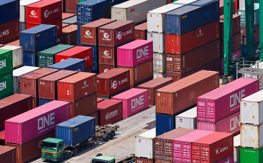 Movimiento comercial: ajustan tarifas al acero mexicano y canadiense.