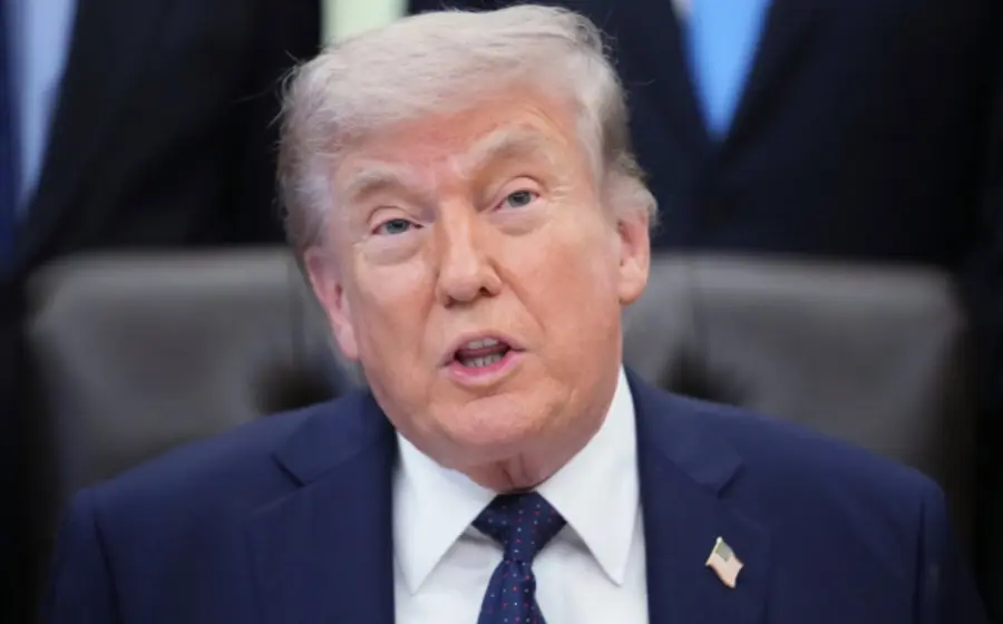 Donald Trump discutió el plan con su equipo de seguridad.