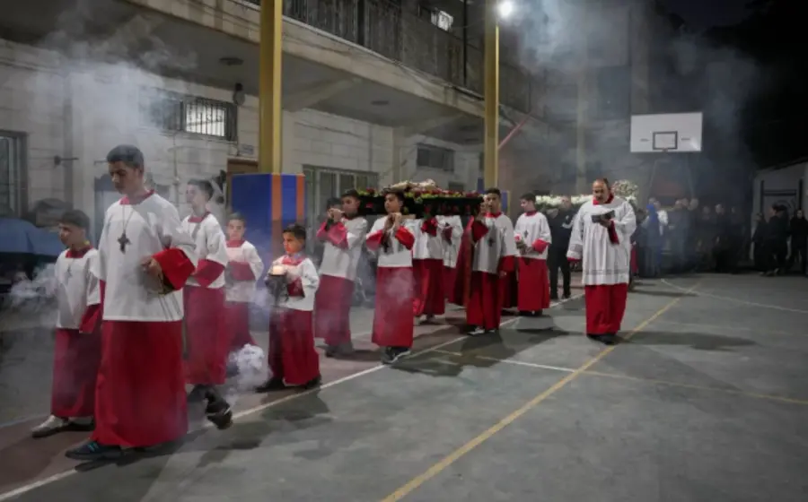 Las celebraciones en el Santo Sepulcro fueron a puerta cerrada.