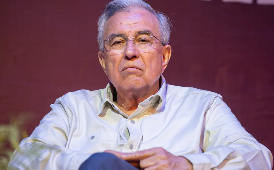 Rocha responde: “son acusaciones falsas, lo demostraré”.