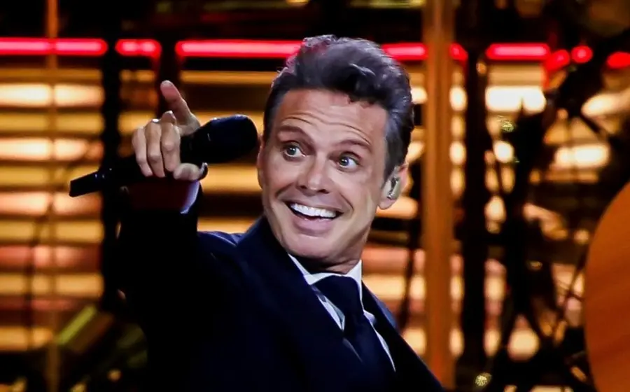 Luis Miguel puso a todos de pie con su repertorio en vivo.