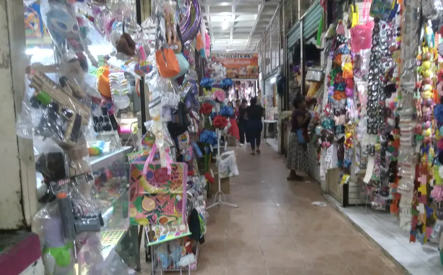 Comerciantes afinan estrategias para aprovechar la temporada.
