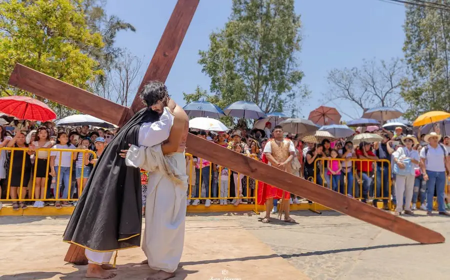 La Semana Santa es una importante actividad católica en Oaxaca.