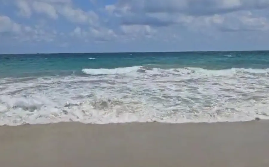 Mar de fondo golpeará el litoral de Oaxaca; piden no ingresar al mar.