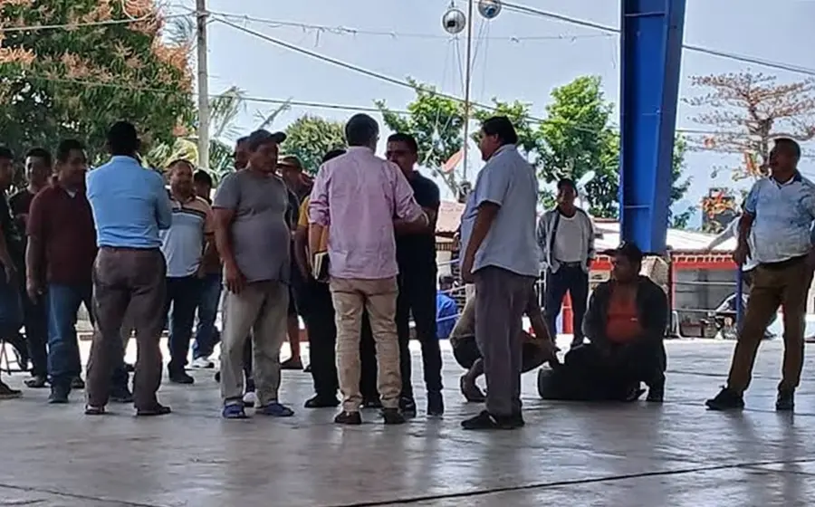 Indígenas de Oaxaca toman las calles de CDMX en defensa de su tierra. 