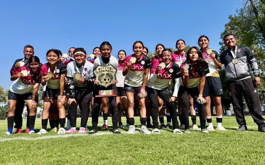 Oaxaca Femenil campeón de la Andamaxei celebrada en Querétaro