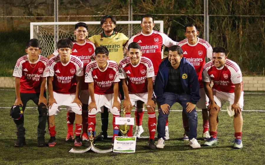 Arsenal se consagró campeón de la libre en el Deportivo Xochimilco.