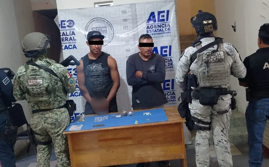 Las personas detenidas y la droga asegurada.