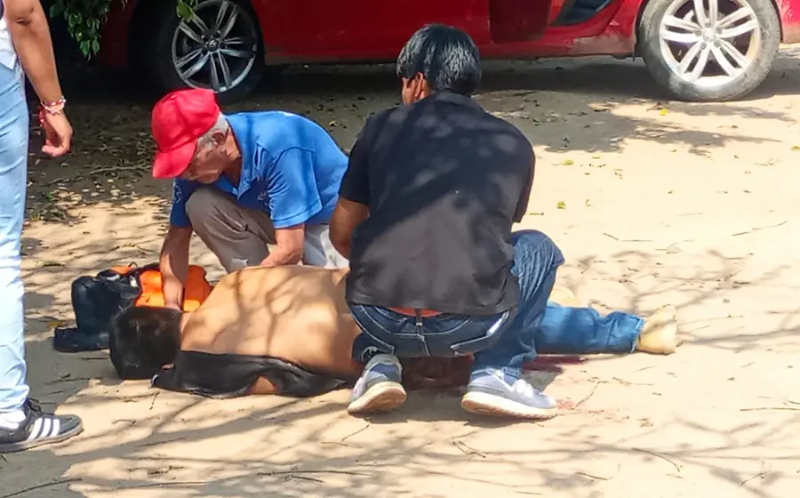 La persona fallecida recibió varios disparos.