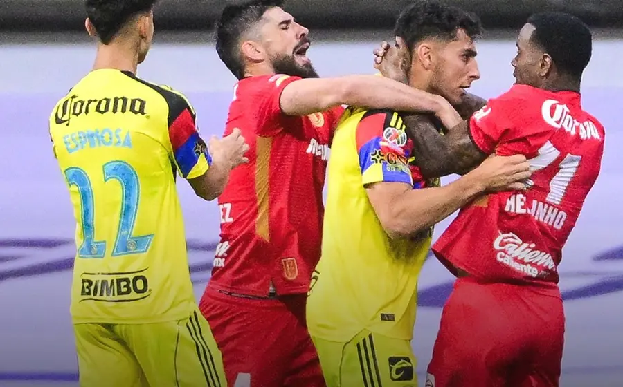 Helinho acusó haber recibido actos racismo