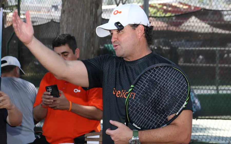 Gerardo Heyser destacó que la niñez y juventud tiene que vivir el deporte.