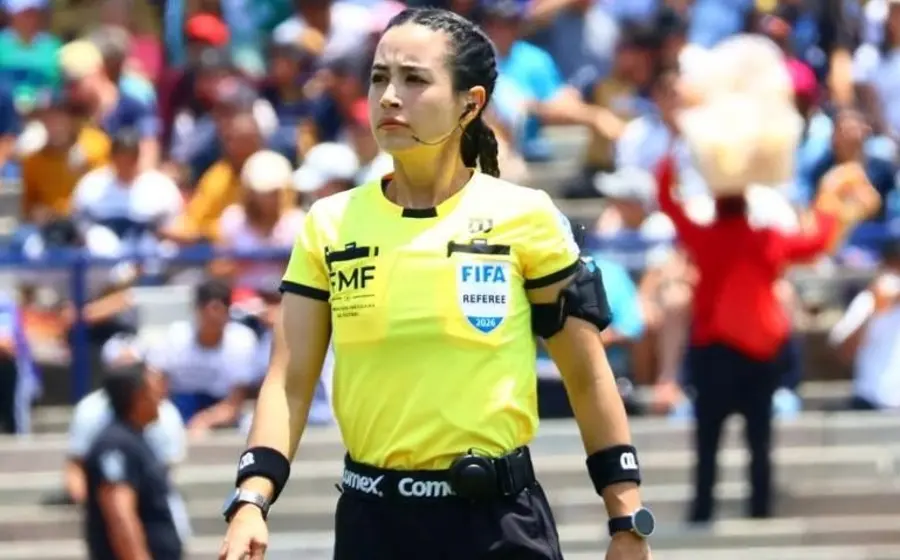 La árbitra mexicana Katia Itzel García en el ojo del huracán