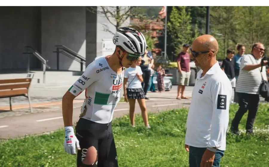 Isaac del Toro se lesiona y se despide de la Vuelta al País Vasco 2026.