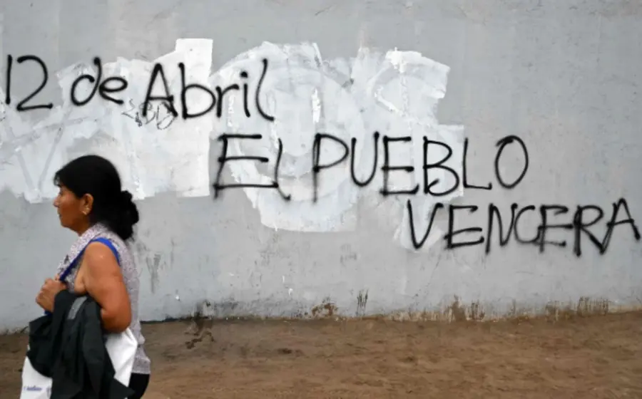 Más de 100 mil efectivos de las fuerzas de seguridad de Perú son movilizados para garantizar el orden durante la jornada electoral.