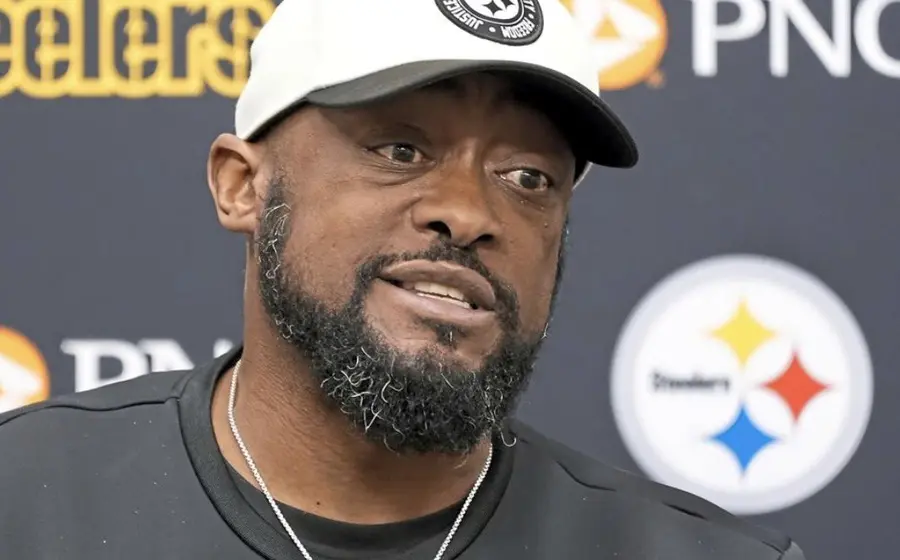 Mike Tomlin sale de los Steelers