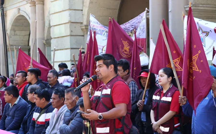 Representantes del Comité de Defensa de los Derechos del Pueblo (Codep) en una reunión convocando a la unidad del movimiento social en Oaxaca.