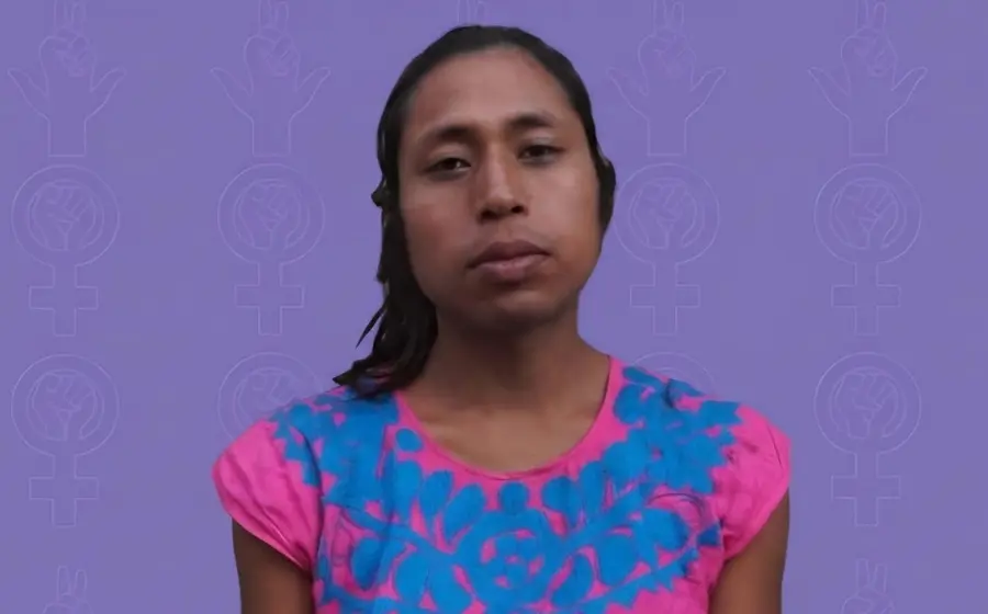 Colectivos y amigos de la activista trans María Mendoza Lucas se manifiestan para exigir su pronta localización en la ciudad.