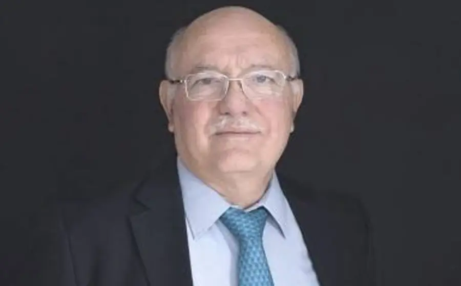 David Colmenares Páramo, auditor Superior de la Federación, en un retrato oficial discutiendo la importancia de la fiscalización y cooperación regional.