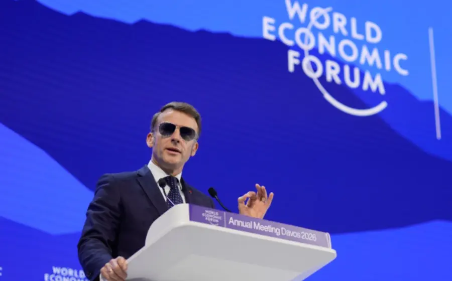El presidente francés, Emmanuel Macron, quien acusó a Estados Unidos de intentar debilitar y subordinar a Europa con un instrumento anticoerción.
