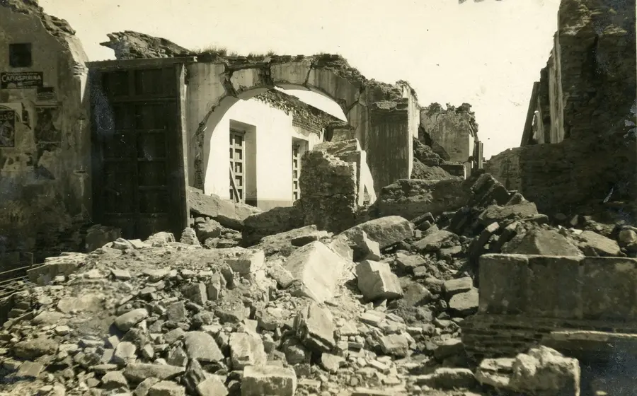 Una de las 57 piezas de la exposición en el AGEO que conmemora el devastador sismo que sacudió a Oaxaca en 1931.