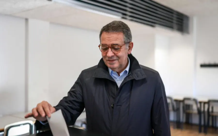 José Seguro, el candidato socialista a la presidencia de Portugal, fotografiado durante la primera vuelta electoral en la que resultó ganador.