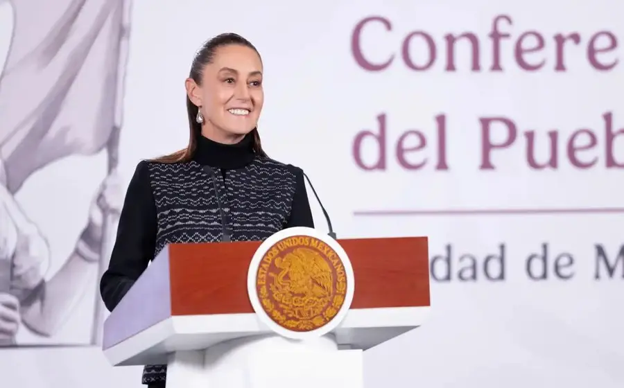 Retrato de la presidenta de México, Claudia Sheinbaum Pardo, cuya gestión presenta una aprobación ciudadana superior al 77% en proyecciones para 2026.