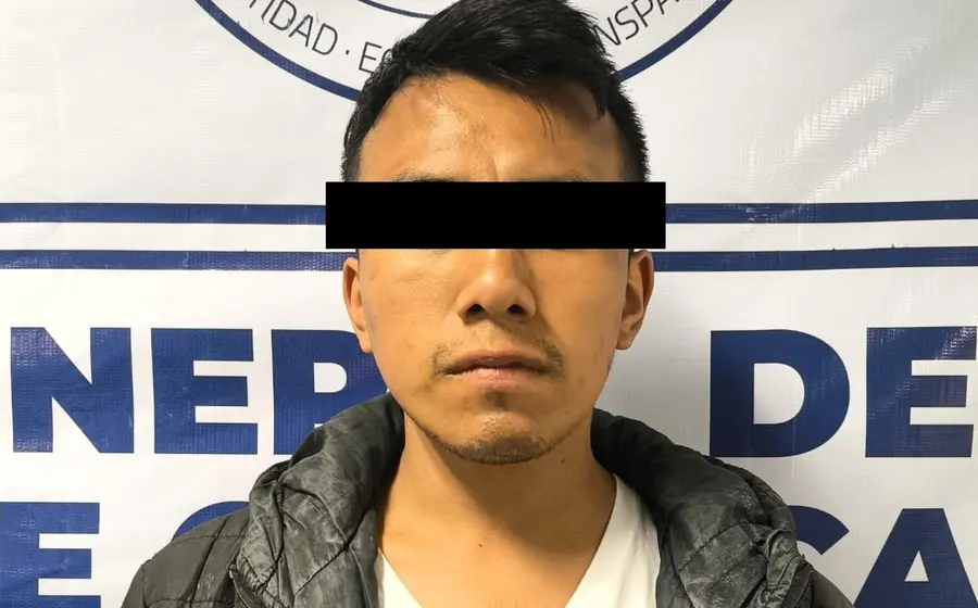 Rodrigo Rafael, presunto parricida, durante su audiencia donde fue vinculado a proceso por asesinar a su padre en Santa Cruz Xoxocotlán.