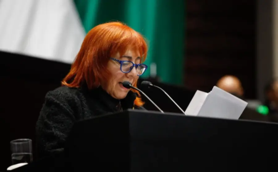 Rosario Piedra Ibarra, titular de la CNDH, durante la presentación de su informe de actividades 2025, donde aseguró que las quejas graves disminuyeron.