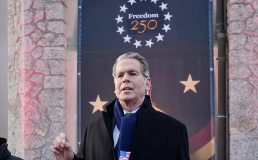 Scott Bessent, secretario del Tesoro de Estados Unidos, quien calificó como 'insensatos' a los posibles aranceles de la Unión Europea.
