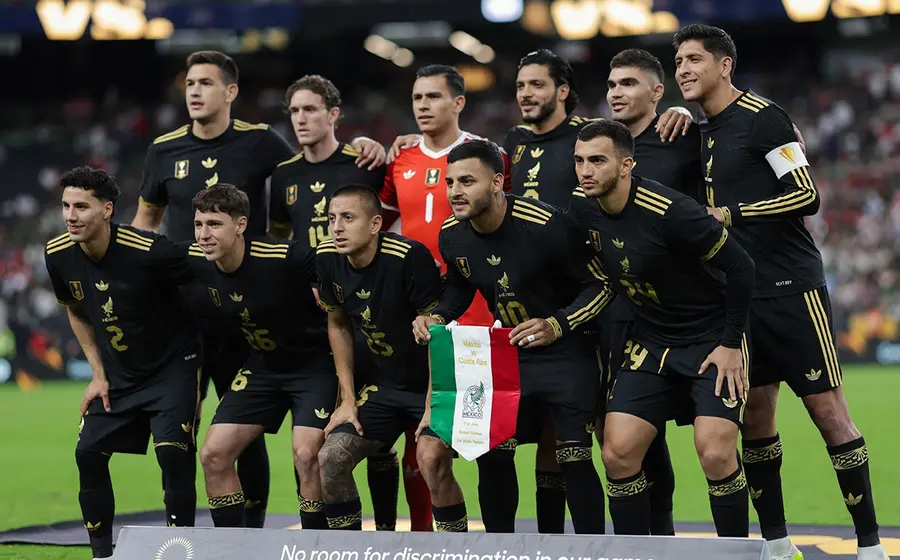 La Selección Mexicana de fútbol desciende en la clasificación mundial, ubicándose ahora en el puesto número 16 del ranking oficial de la FIFA.