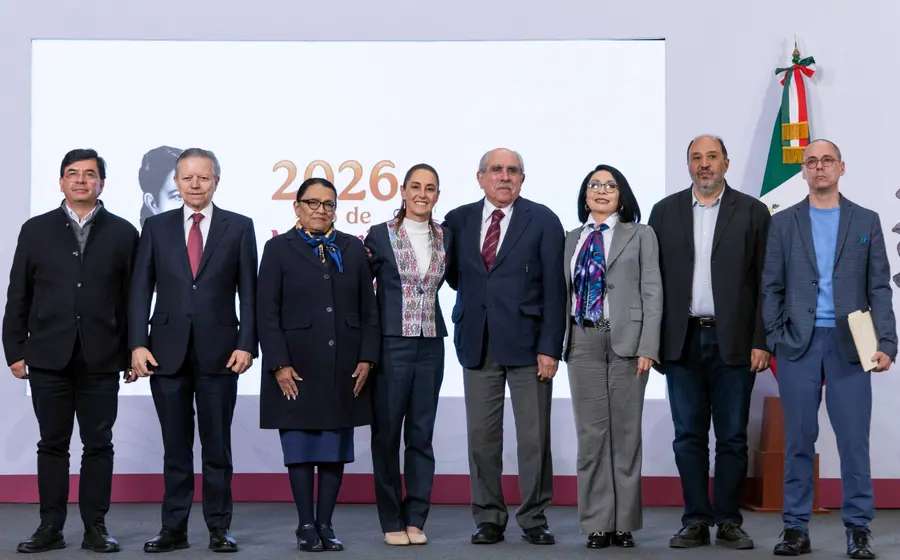 Adiós a las listas plurinominales: Sheinbaum envía reforma electoral al Congreso.
