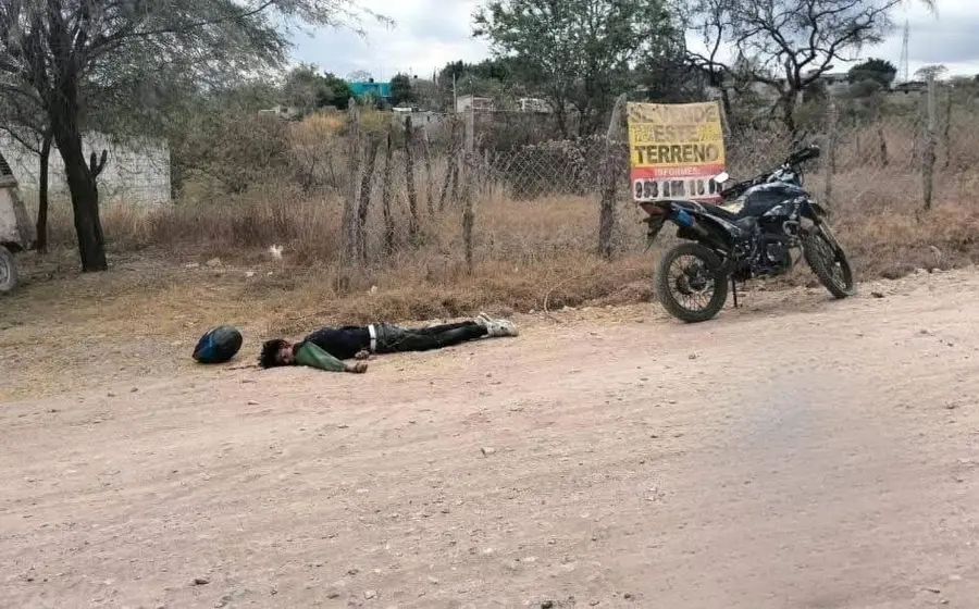 Un hombre de 25 años de edad, identificado como presunto vendedor de drogas, fue asesinado en la ciudad de Huajuapan de León, Oaxaca.