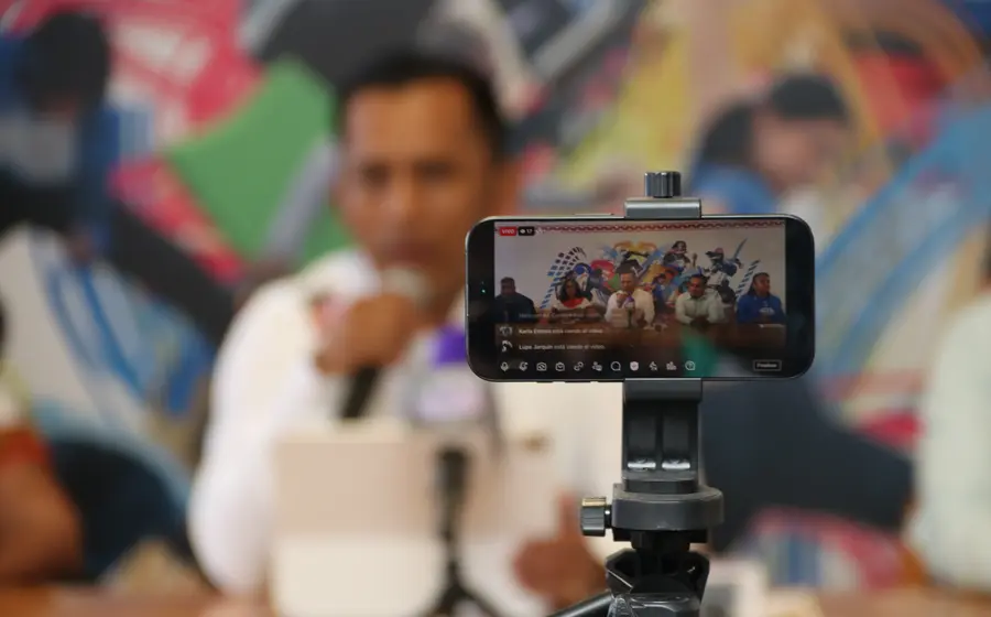 Organizadores presentan el magno torneo de futbol Mundialito durante la conferencia de prensa oficial celebrada en la ciudad de Oaxaca.