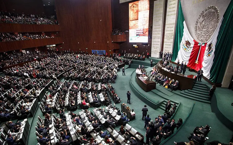 Histórico: México avanza hacia la semana laboral de 40 horas.