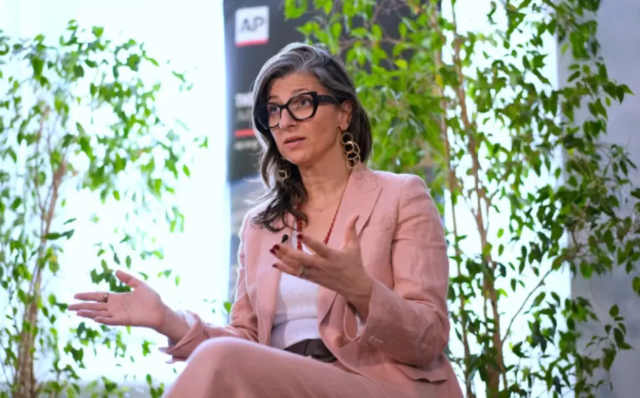 Francesca Albanese, relatora especial de la ONU para los Territorios Palestinos, en el contexto de la demanda contra Donald Trump por penalizaciones.