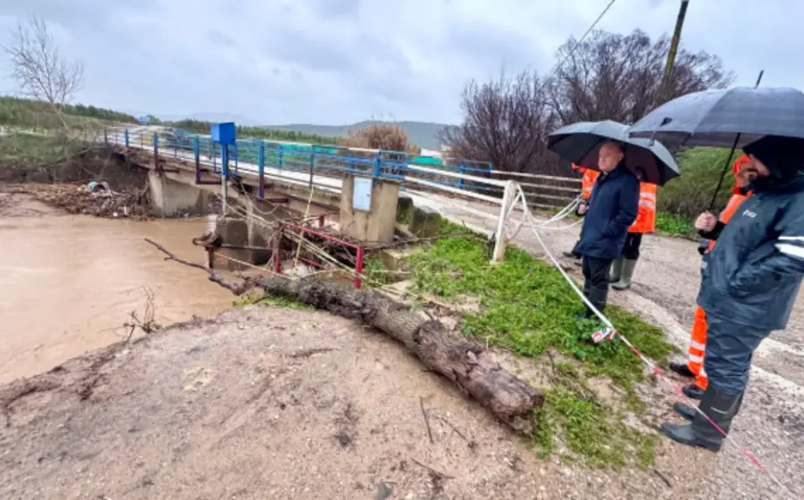 Más de 11 mil personas evacuadas en la región de Andalucía, España, debido al severo riesgo de inundaciones por las intensas lluvias.