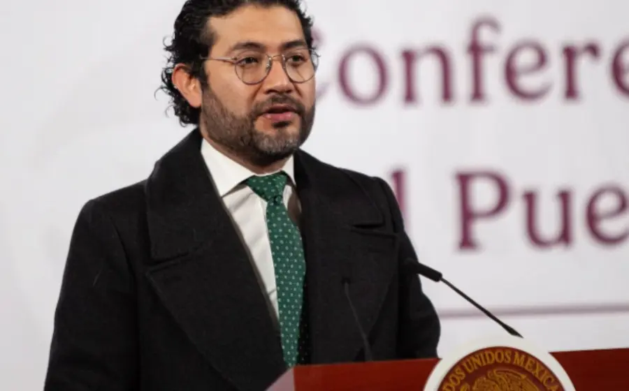 Marath Bolaños, titular de la Secretaría del Trabajo y Previsión Social, en un retrato oficial relacionado a su defensa de la jornada laboral de 40 horas.