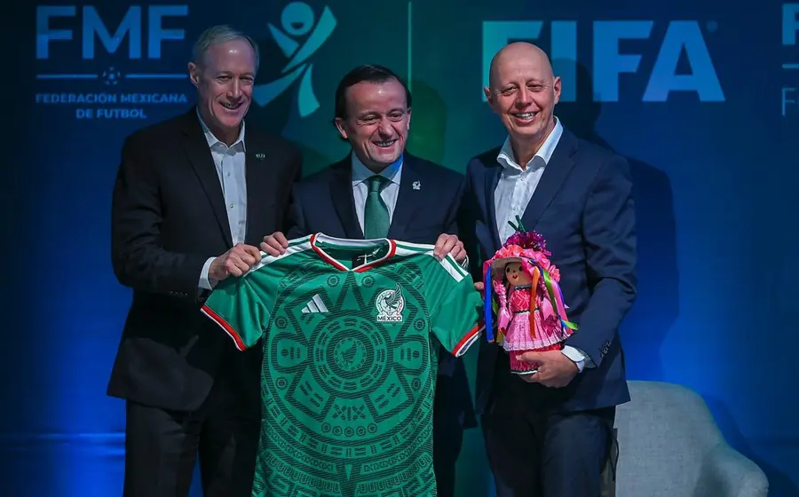 Mikel Arriola, comisionado de la Federación Mexicana de Futbol, en una fotografía de archivo relacionada con la organización del Mundial en México.