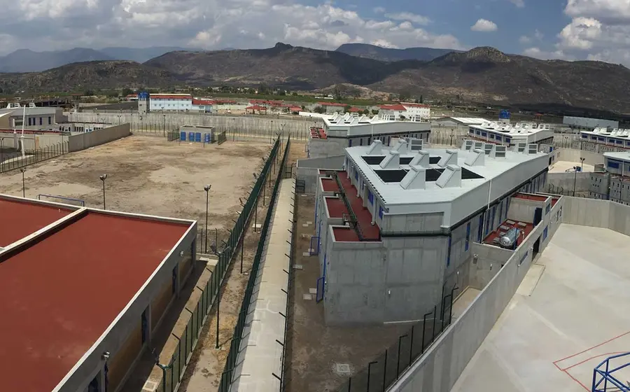 Se evidenció falta de atención médica, medicamentos y traslados hospitalarios. 