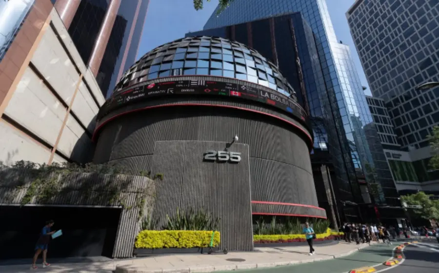 El índice S&P/BMV IPC registró una caída diaria de 0.66%.