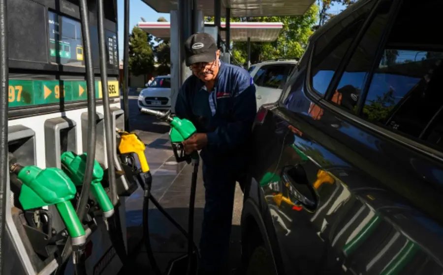 La Polémica fiscal coincidió con el aumento de precios de energéticos.