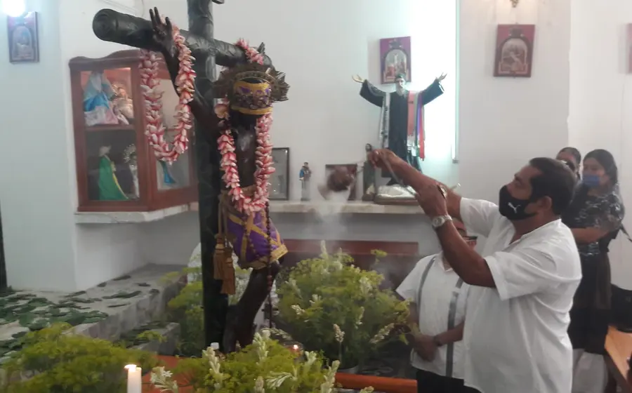 ieles se congregaron en la iglesia de San Francisco de Asís.