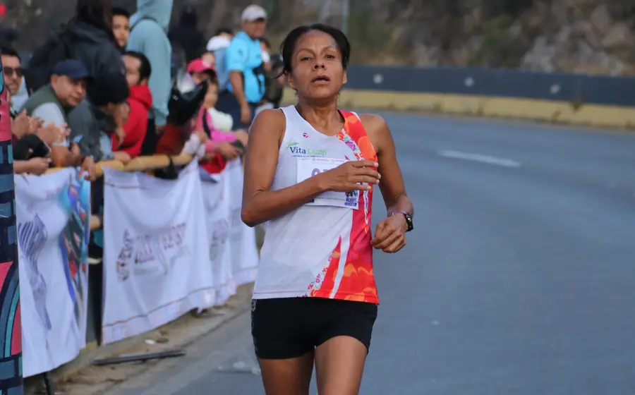 La competencia ahora será en abril.