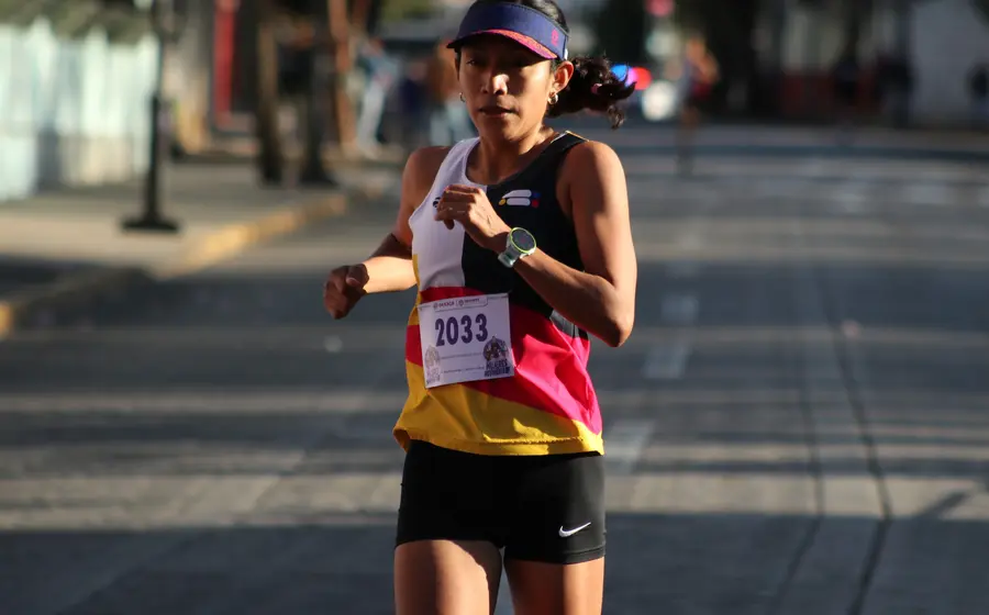 Claudia Martínez Morales, del BeOne, ganadora de la rama femenil.