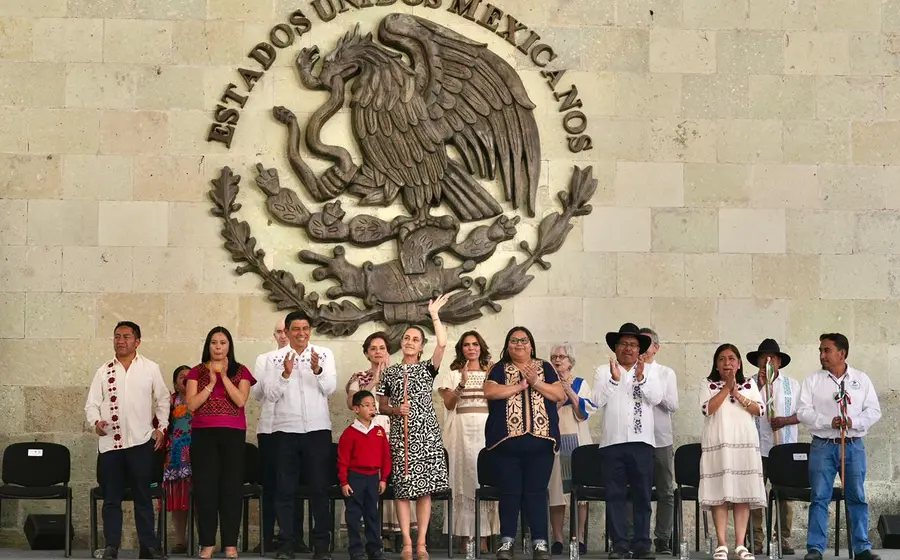 Por segundo año, la Presidenta encabezó la ceremonia en honor a Juárez.