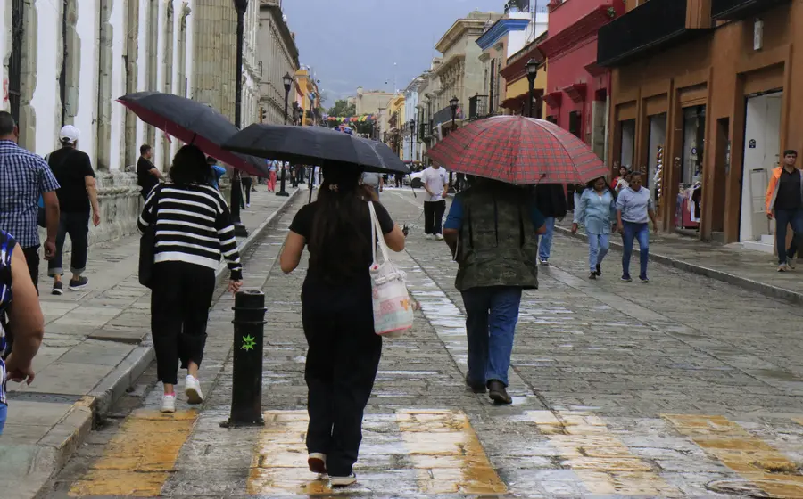 Chubascos, tormentas y posible granizo este jueves.
