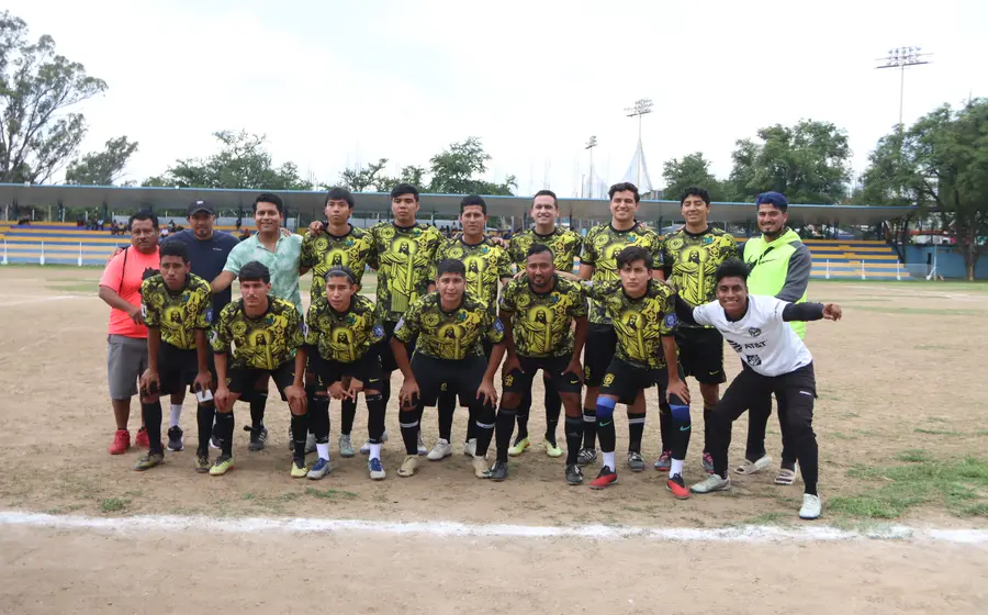 Calzaleón se mantiene como líder invicto en la Liga Mayor A Oaxaca