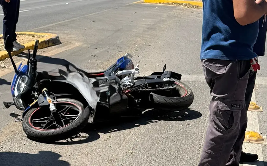 El percance ocurrió a las 13:40 horas del jueves.