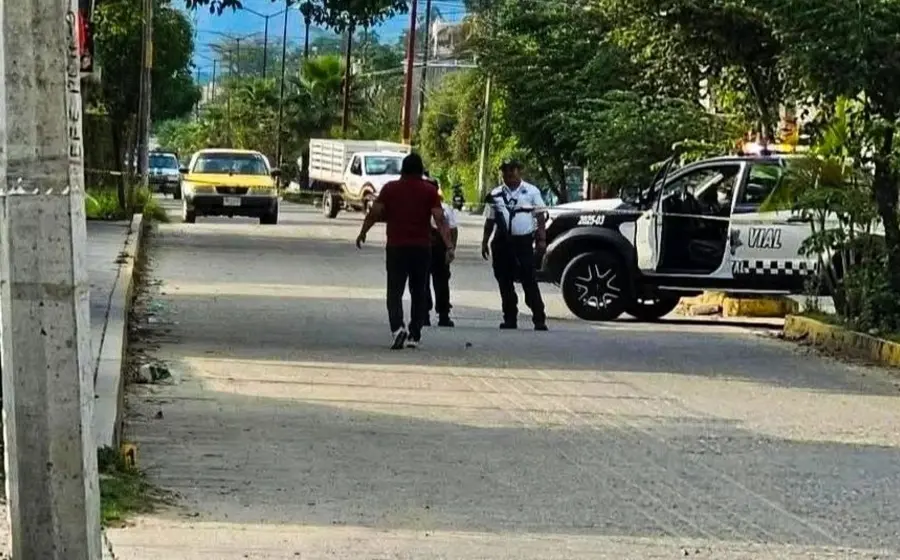 Sicarios irrumpen en depósito y ejecutan a agente municipal en Oaxaca.